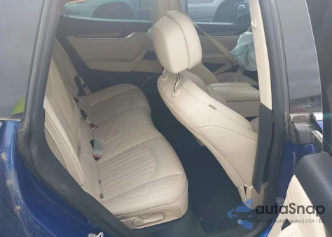 2019 Maserati Levante z USA, uszkodzony, nr VIN ZN661XUA4KX314519